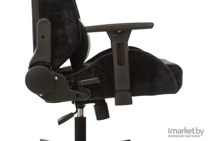 Офисное кресло Бюрократ Light-20 с подголов. крестовина металл черный [KNIGHT OUTRIDER LTD]